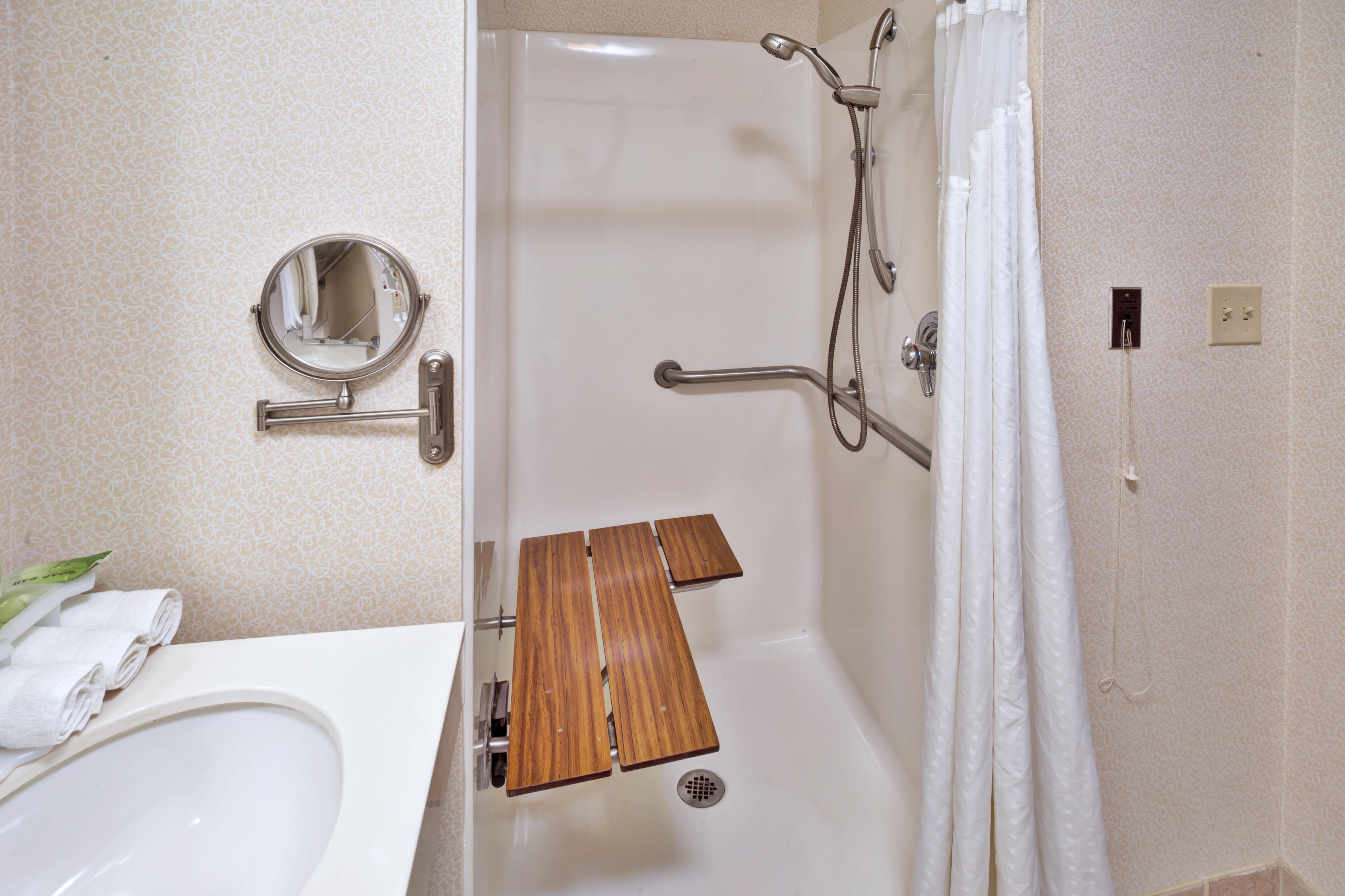 Holiday Inn Express Breaux Bridge By Ihg Henderson Extérieur photo
