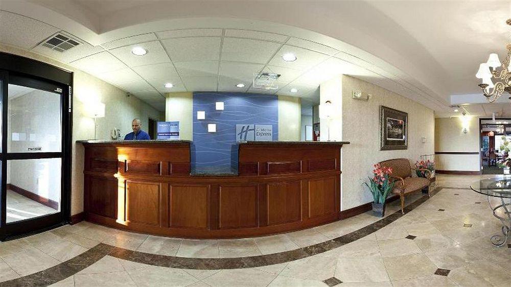 Holiday Inn Express Breaux Bridge By Ihg Henderson Extérieur photo